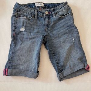 Aeropostal Bermuda shorts - size 00